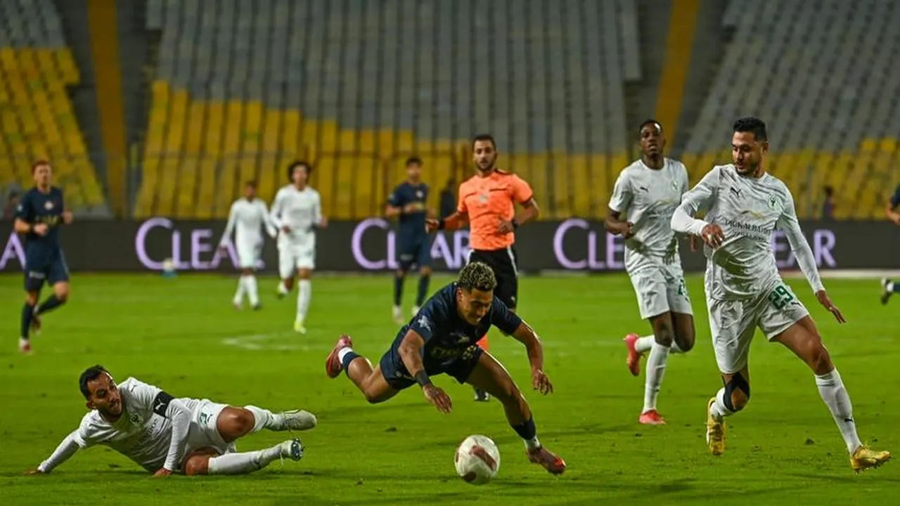 الكونفدرالية الإفريقية.. متابعة مباراة الزمالك والمصري في مواجهة حاسمة بالدور المجموعات